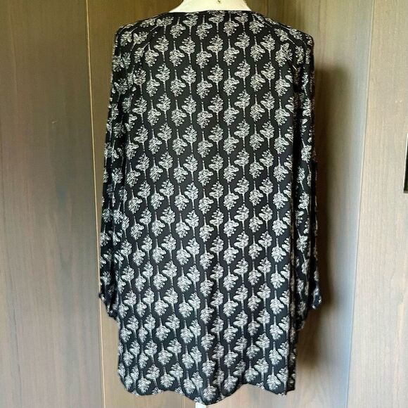 DR2 Blouse Cold Shoulder 1X *NWT* - Picture 6 of 12